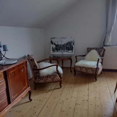 Sechzehnerhaus Apartmán *