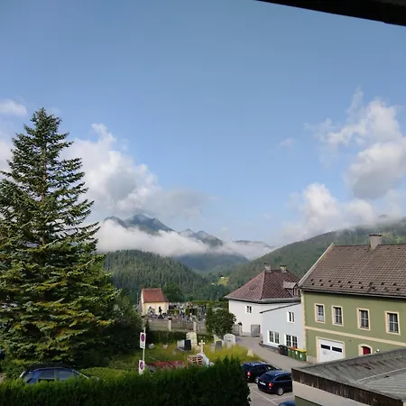 Sechzehnerhaus 公寓