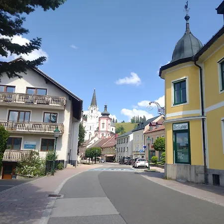 Sechzehnerhaus * Mariazell